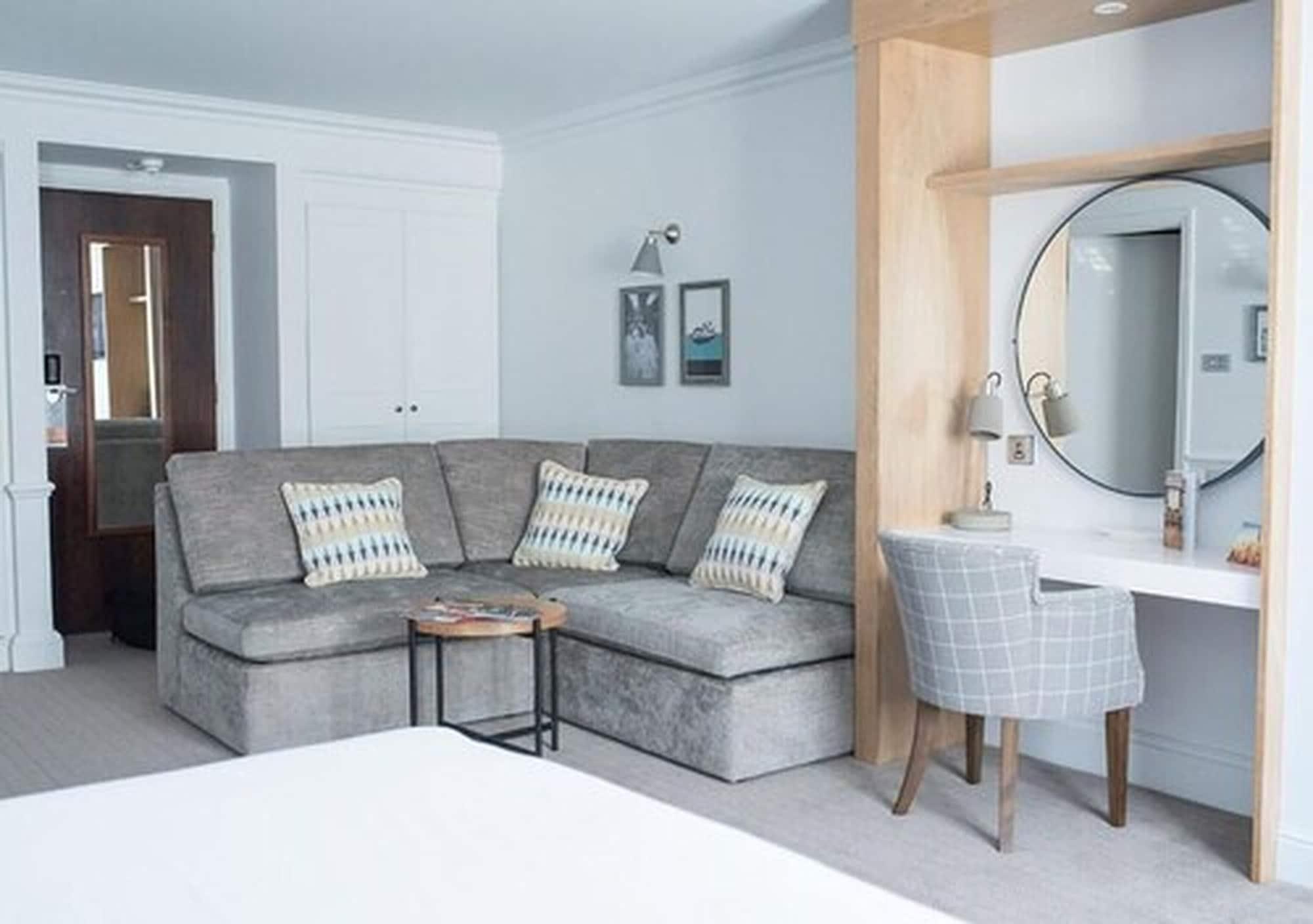 Solent And 4* Fareham